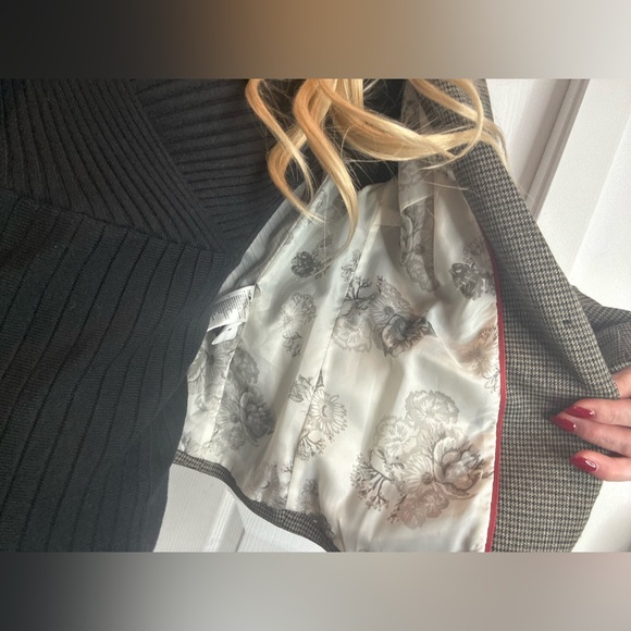 H&M plaid blazer US 8 - Picture 3 of 7